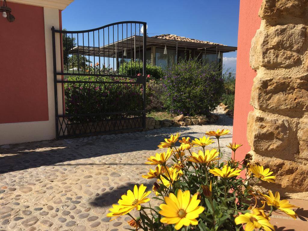 Bed and Breakfast Il Colle Del Rustico Агридженто Экстерьер фото